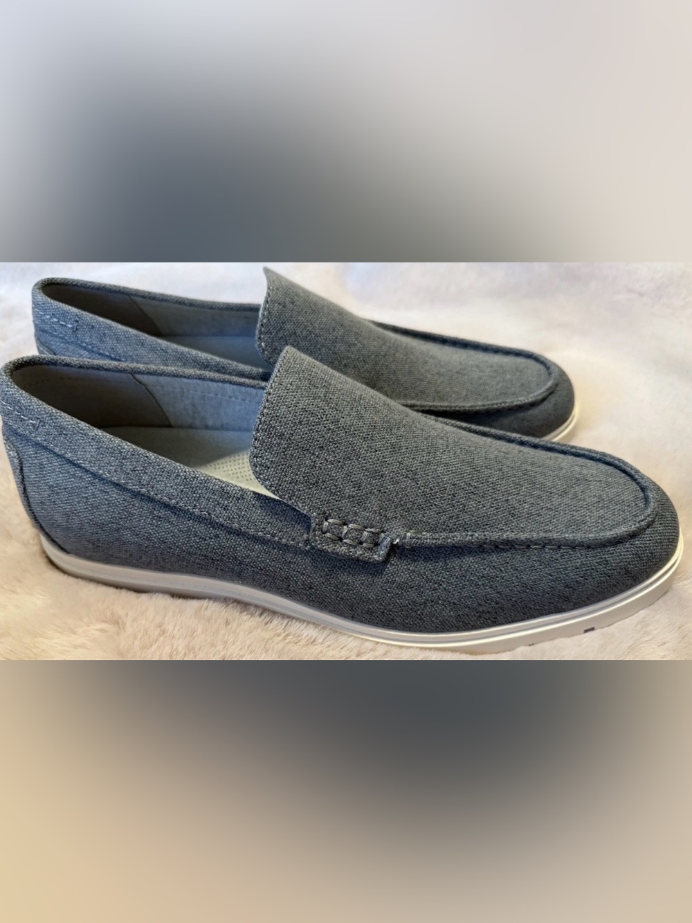 Calvin Klein Men's AVILO Gray Slip-On Loafers Size 11